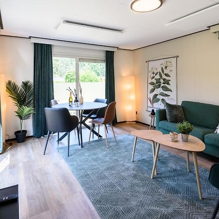 Chalet Met Eigen Tuin Aan De Veluwse Bosrand Putten Exterior foto