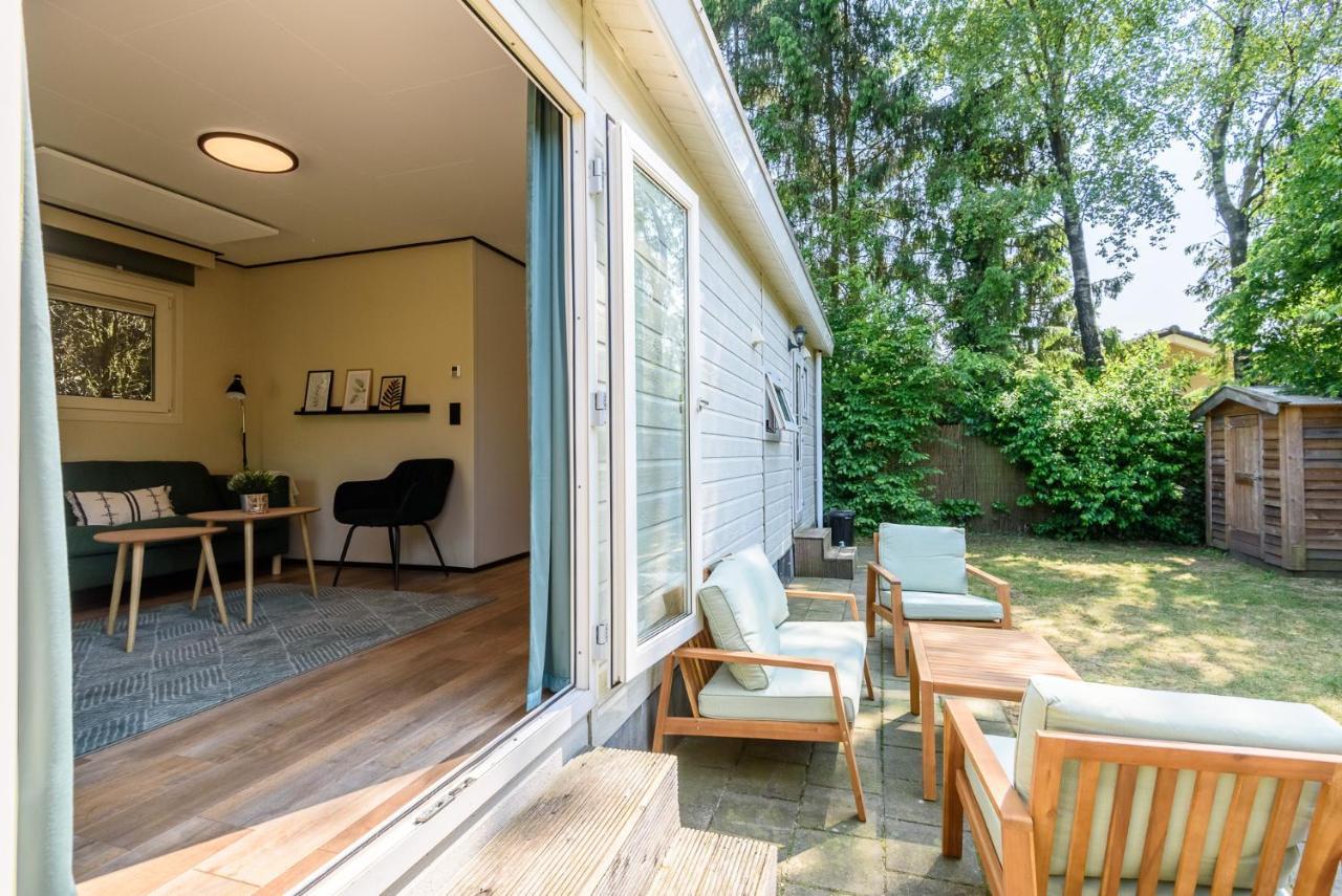Chalet Met Eigen Tuin Aan De Veluwse Bosrand Putten Exterior foto